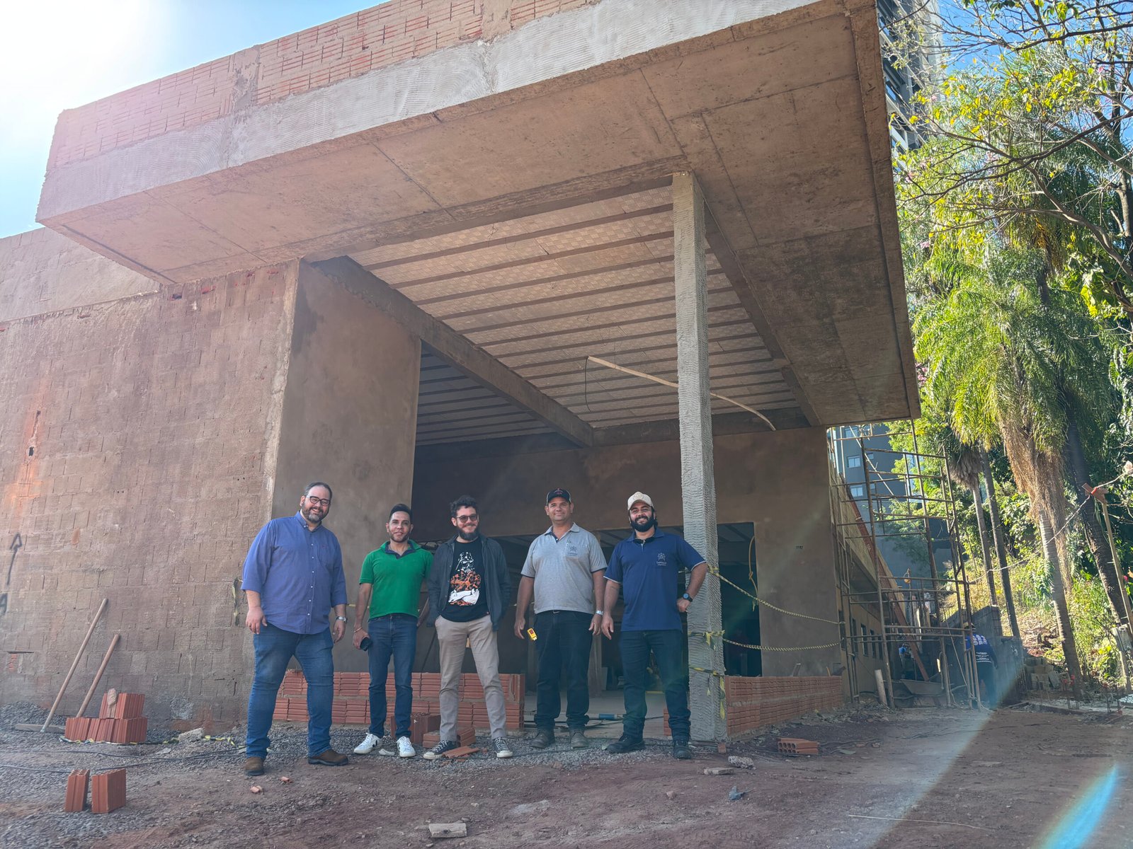 Leia mais sobre o artigo GT e Diretoria do CRP14/MS acompanham obras da nova sede